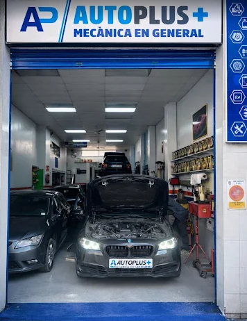 Fachada del taller AUTOPLUS